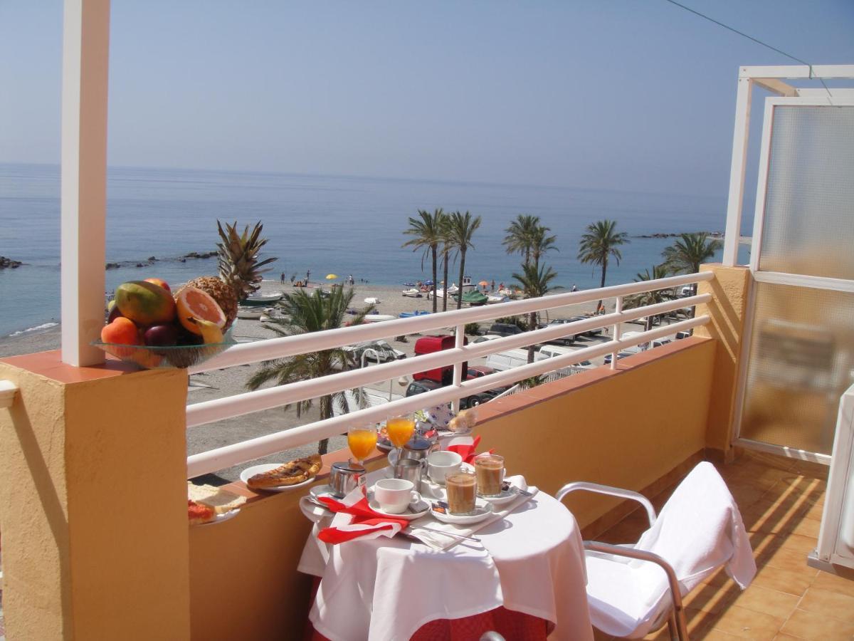 Hostal Costa Sol Castell de Ferro Exterior photo